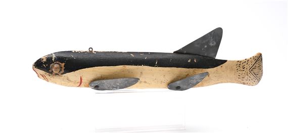 Gordon Sears | Shad fish decoy | MutualArt