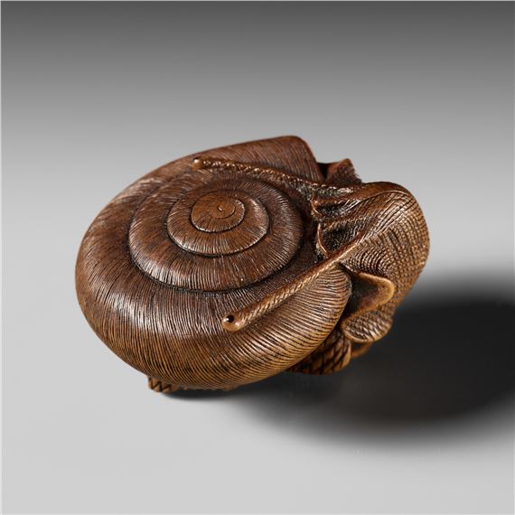 A VERY RARE WOOD NETSUKE OF A SNAIL EMERGING FROM ITS SHELL - Sanyu