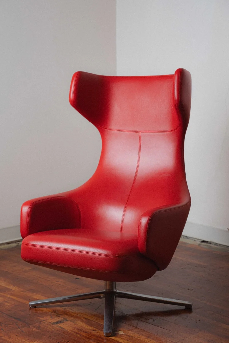 Antonio Citterio | Grand Repos Chair | MutualArt