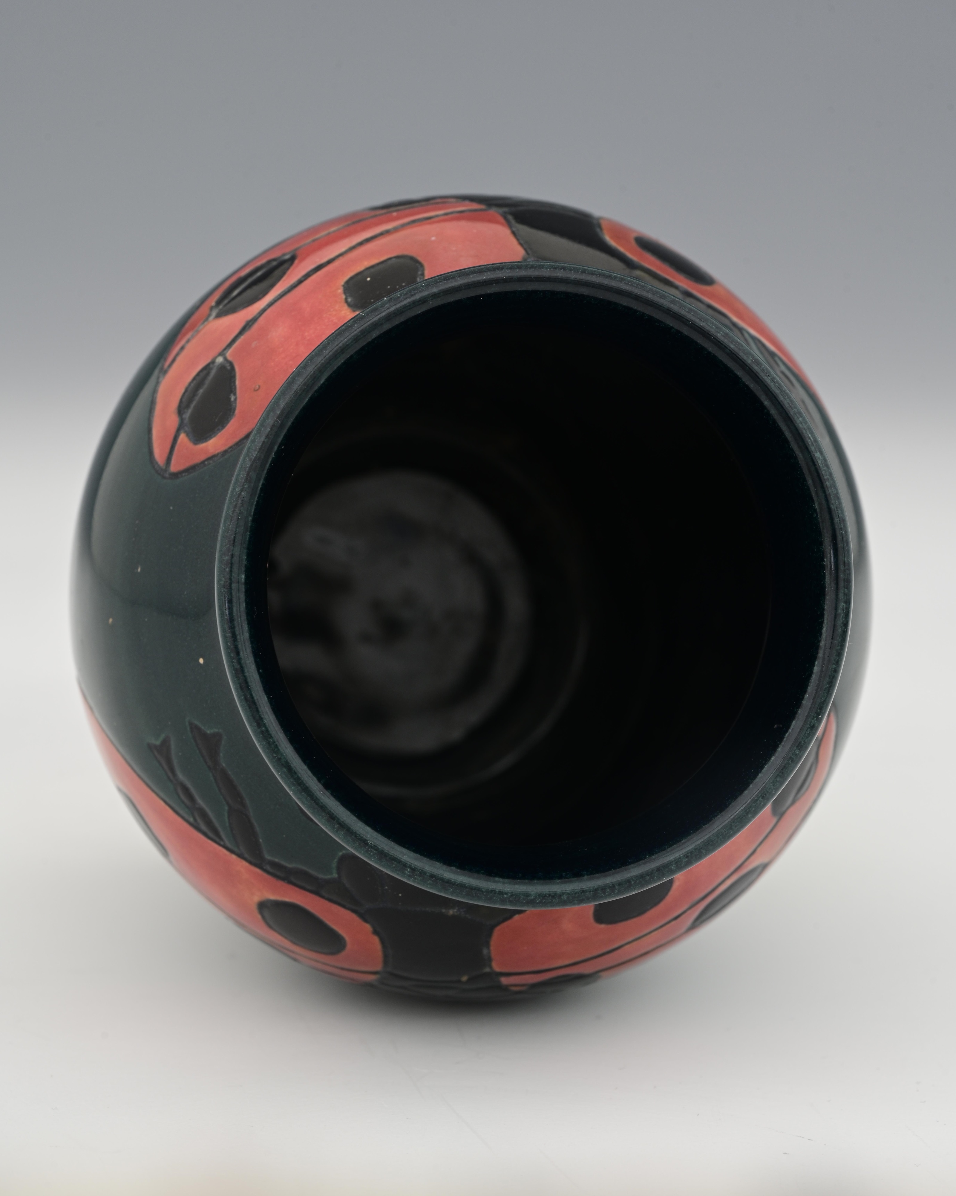 Sally Tuffin | a Ladybird Trial vase (1998) | MutualArt