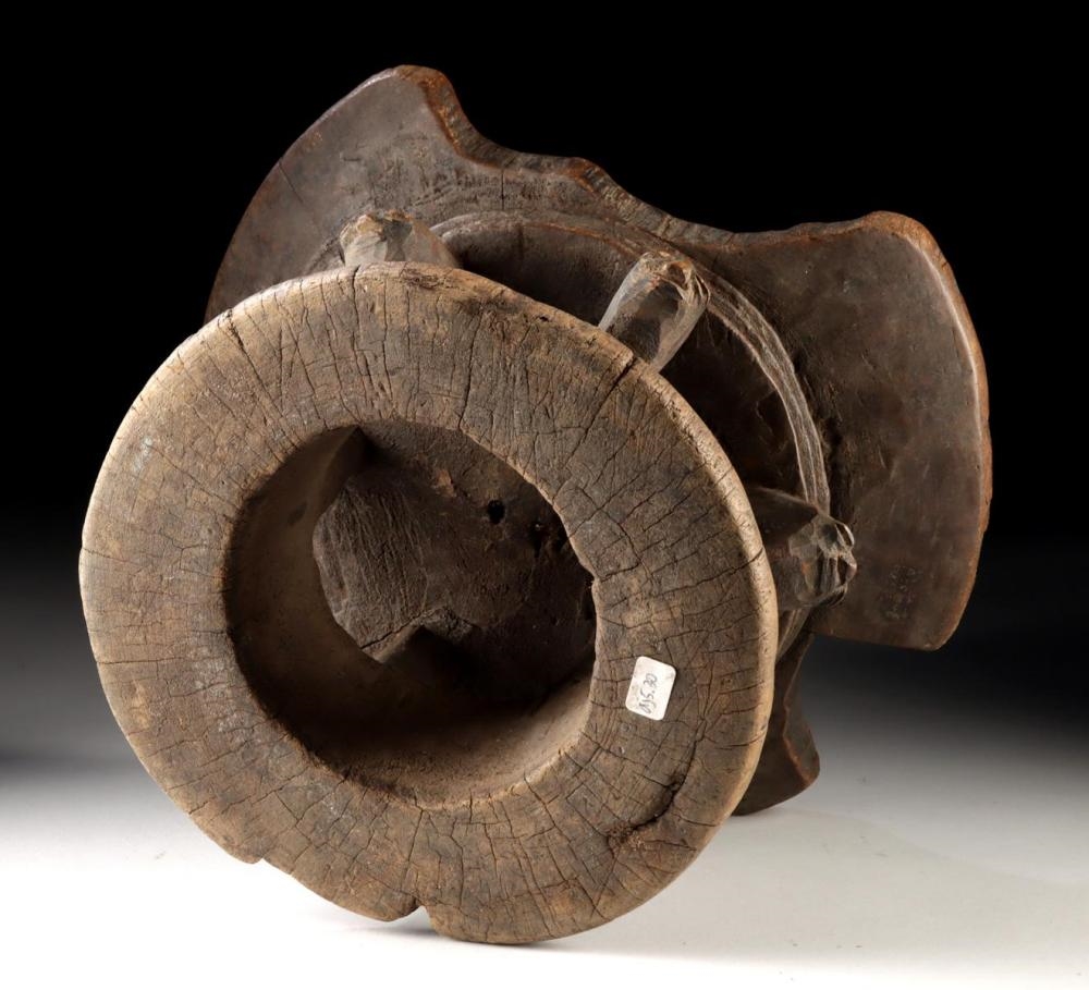 Pende | Congo Pende Wood Stool Atop Caryatid Ancestor Heads (19th ...