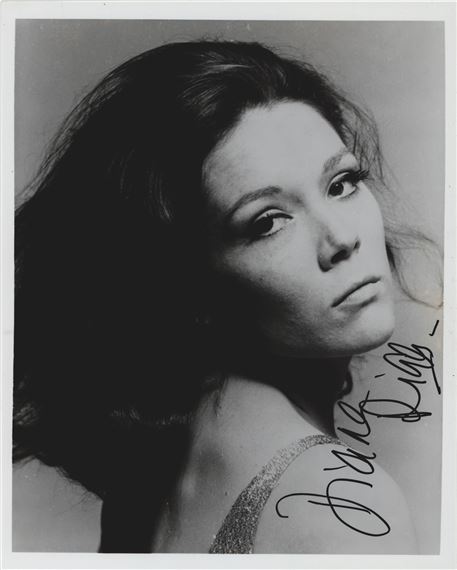 Diana Rigg | Diana Rigg Signed Photograph | MutualArt