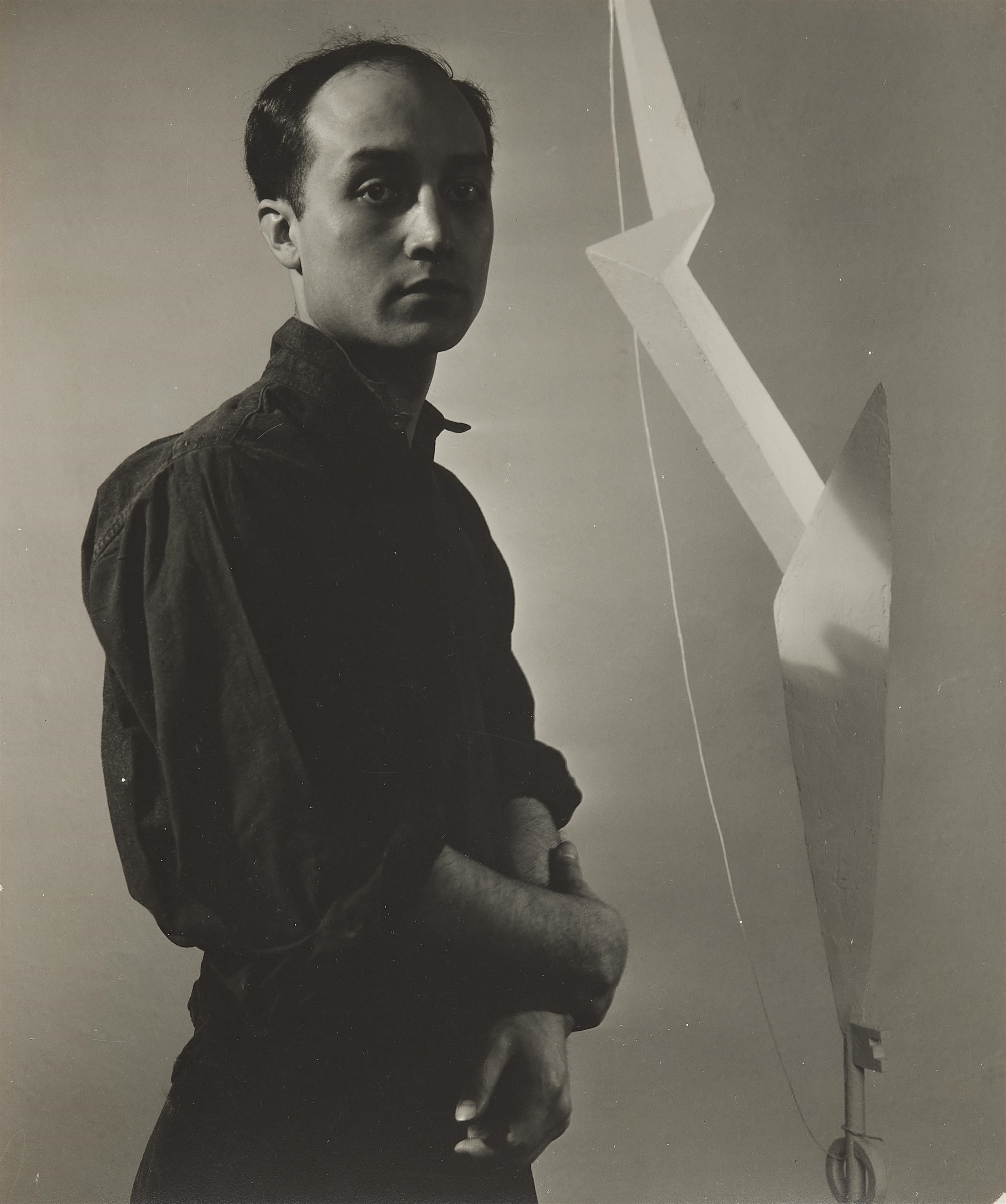George Platt Lynes | 887 Artworks at Auction | MutualArt