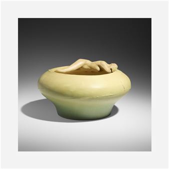 Exceptional and Large vase with nude female figure
