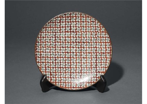 Tomimoto Kenkichi | Plate for confectionery in overglaze enamel (1941 ...