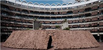 Delcy Morelos: origo - Barbican Art Gallery