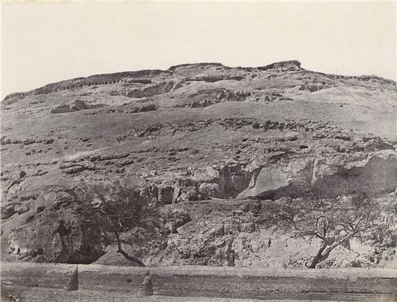 Nécropole de Lycopolis; Vue générale d'Esneh - Maxime Du Camp