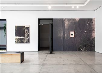 Justin Hibbs: Dark Matter - Arróniz Arte Contemporáneo