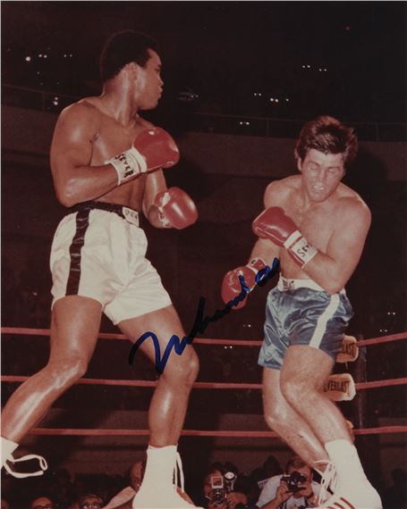 Muhammad 'ali | Muhammad Ali Signed Photograph | MutualArt