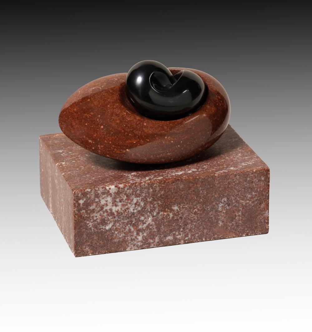 Artwork by Gidon Graetz, Small composition in red porfirio, 1990, Made of Roter porphyr