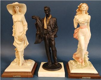 Pair of Vittorio Tessaro lady figurines & similar male figurine - Vittorio Tessaro