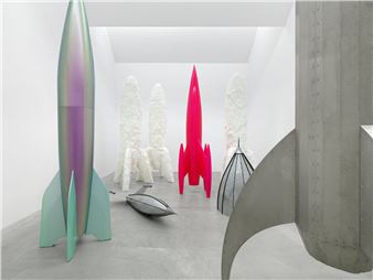 Sylvie Fleury: First Spaceship on Venus - MdbK Leipzig