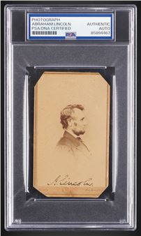 Abraham Lincoln Signed Carte-de-Visite Portrait, Donated to Benefit a Union Soldiers’ Aid Society in 1864