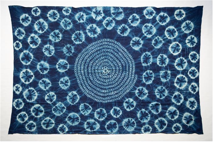 Artist unknown, from Nigeria, Yoruba people. Prestige Cloth Wrapper, ca. 20th century, cotton and indigo. Courtesy of the Mingei International Museum.