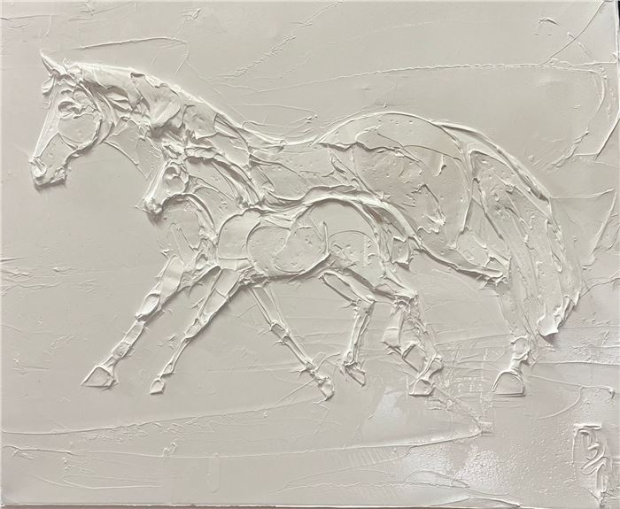 The Thematic Showcase: Material Form & Tactile Surface