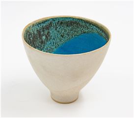 Steve Harrison | 55 Artworks at Auction | MutualArt