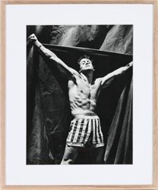 Herb Ritts | 1,506 Artworks at Auction | MutualArt