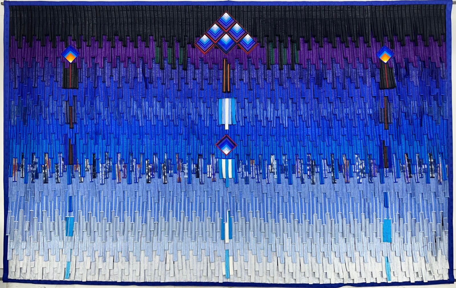 Motif Touareg sur fond bleu du Sahel et du Sahara by Abdoulaye Konaté, 2024