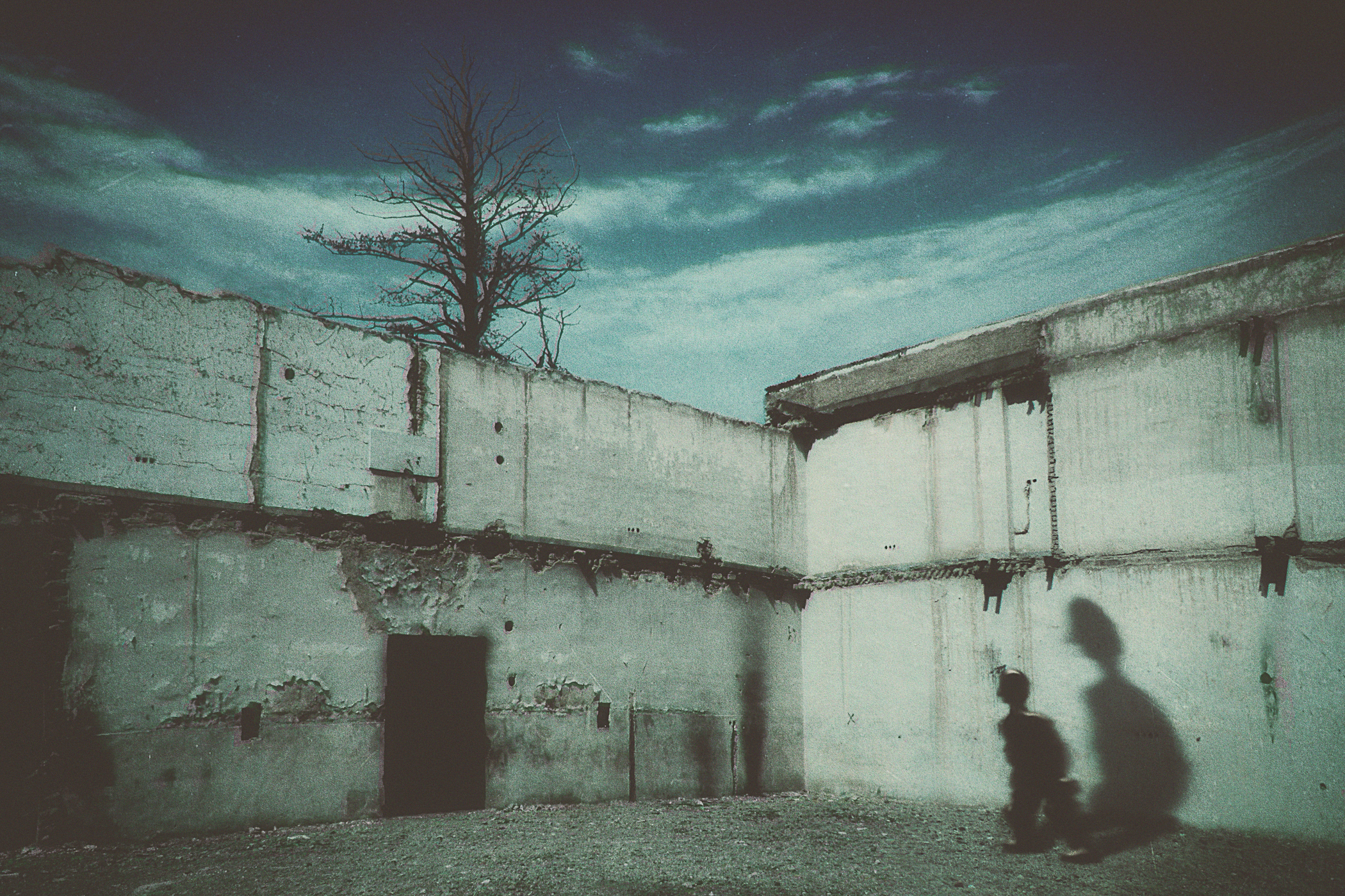 Desire to Cube by Alireza Movahedi, 2011