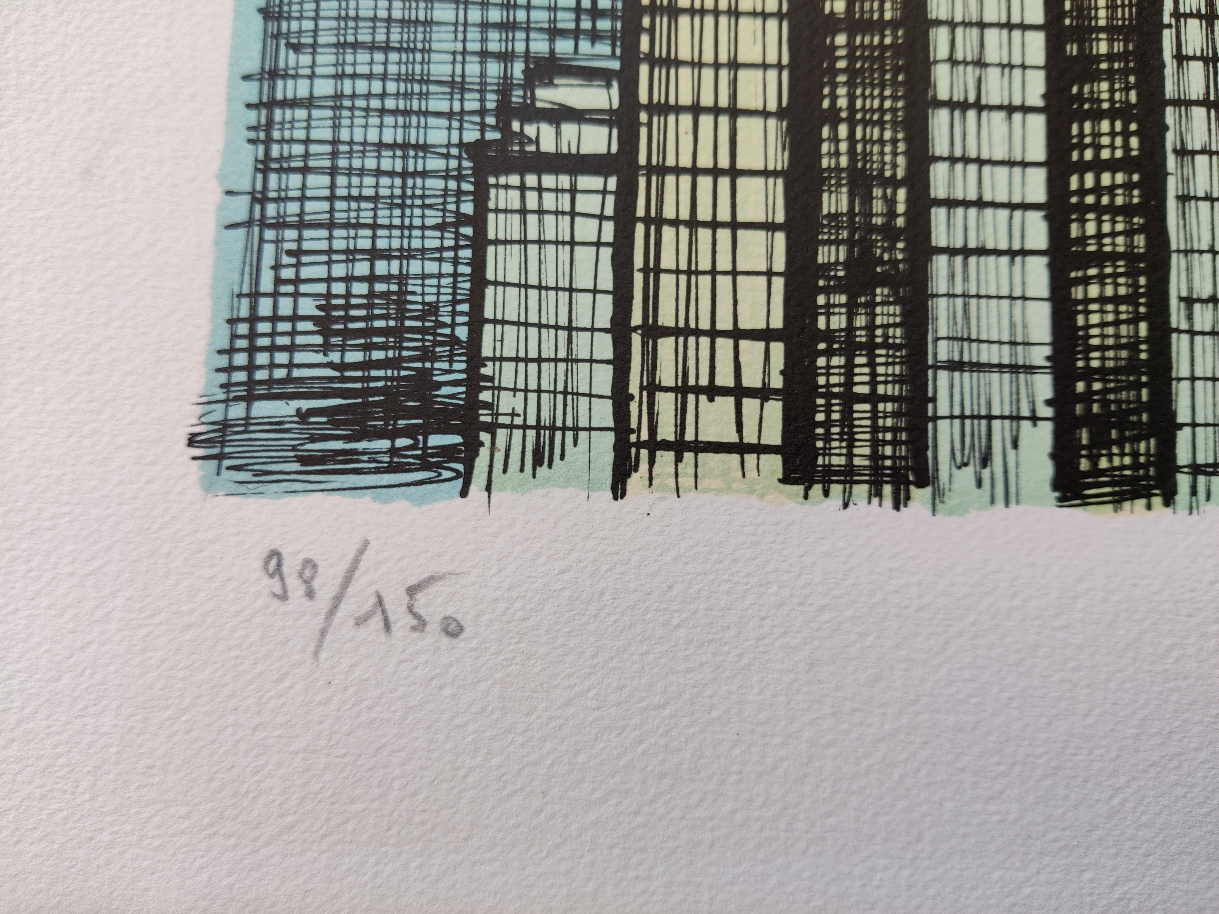 A drawing of the Statue of Liberty in front of a city.