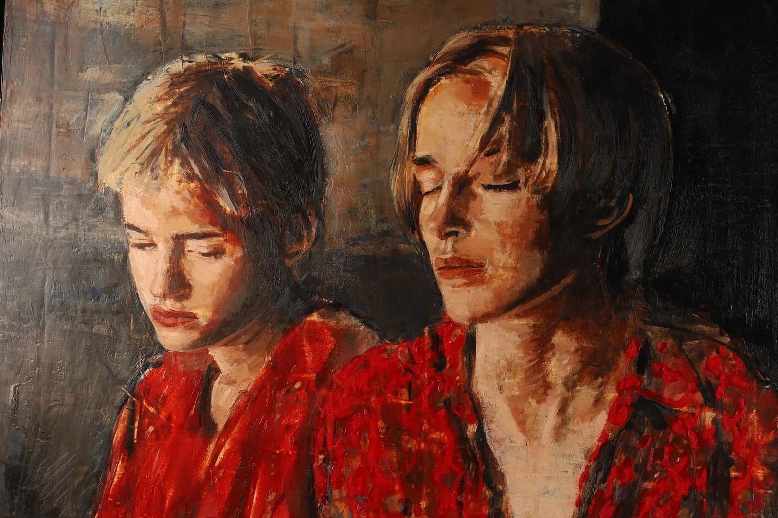A couple observes a triptych painting in a gallery, featuring two figures in red and a blue-and-white vessel.