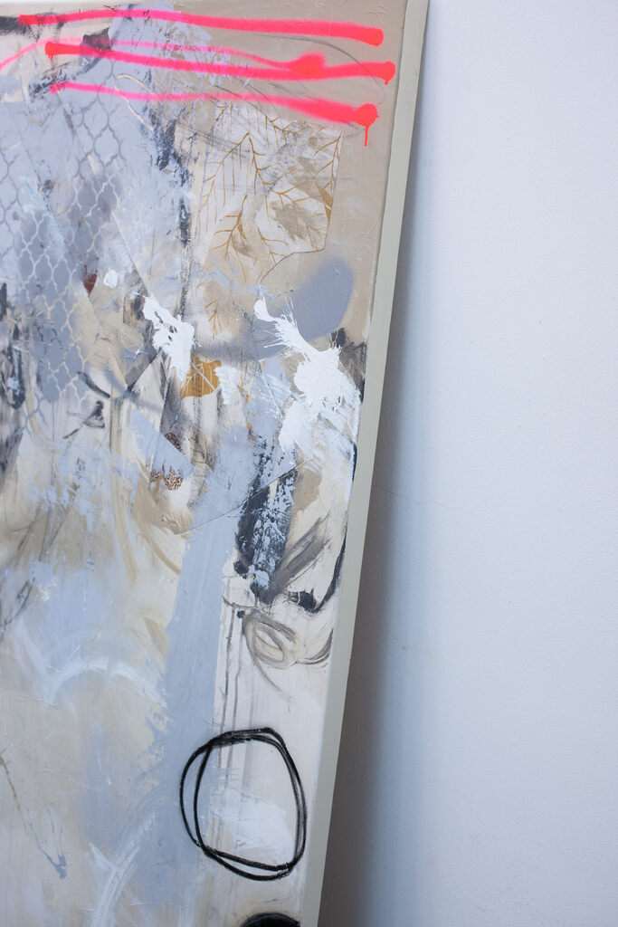 Artwork by Carolina Alotus, Credibility, Made of Acrylic / Pastel / Pencil / Spray paint on Canvas 