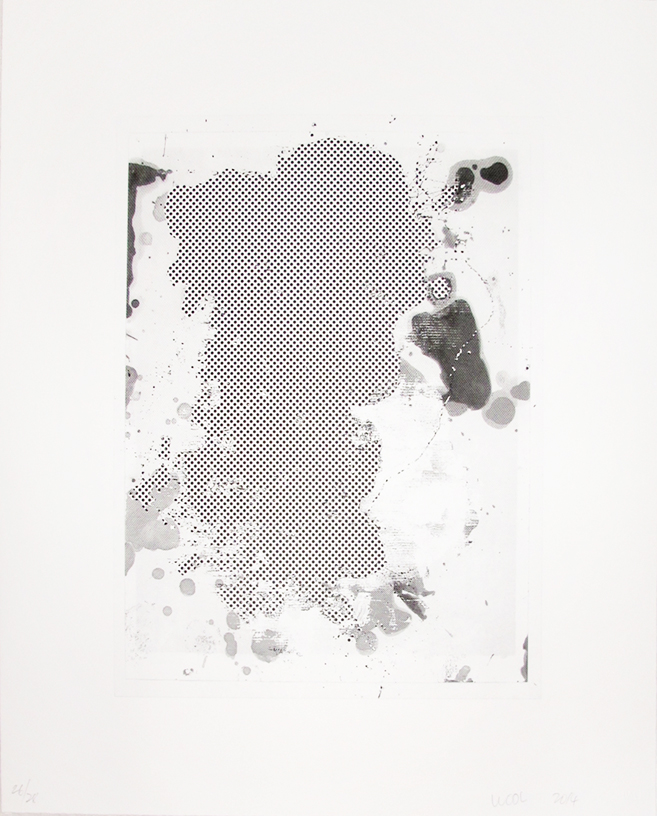 A black and white image of a piece of paper with a pattern on it.