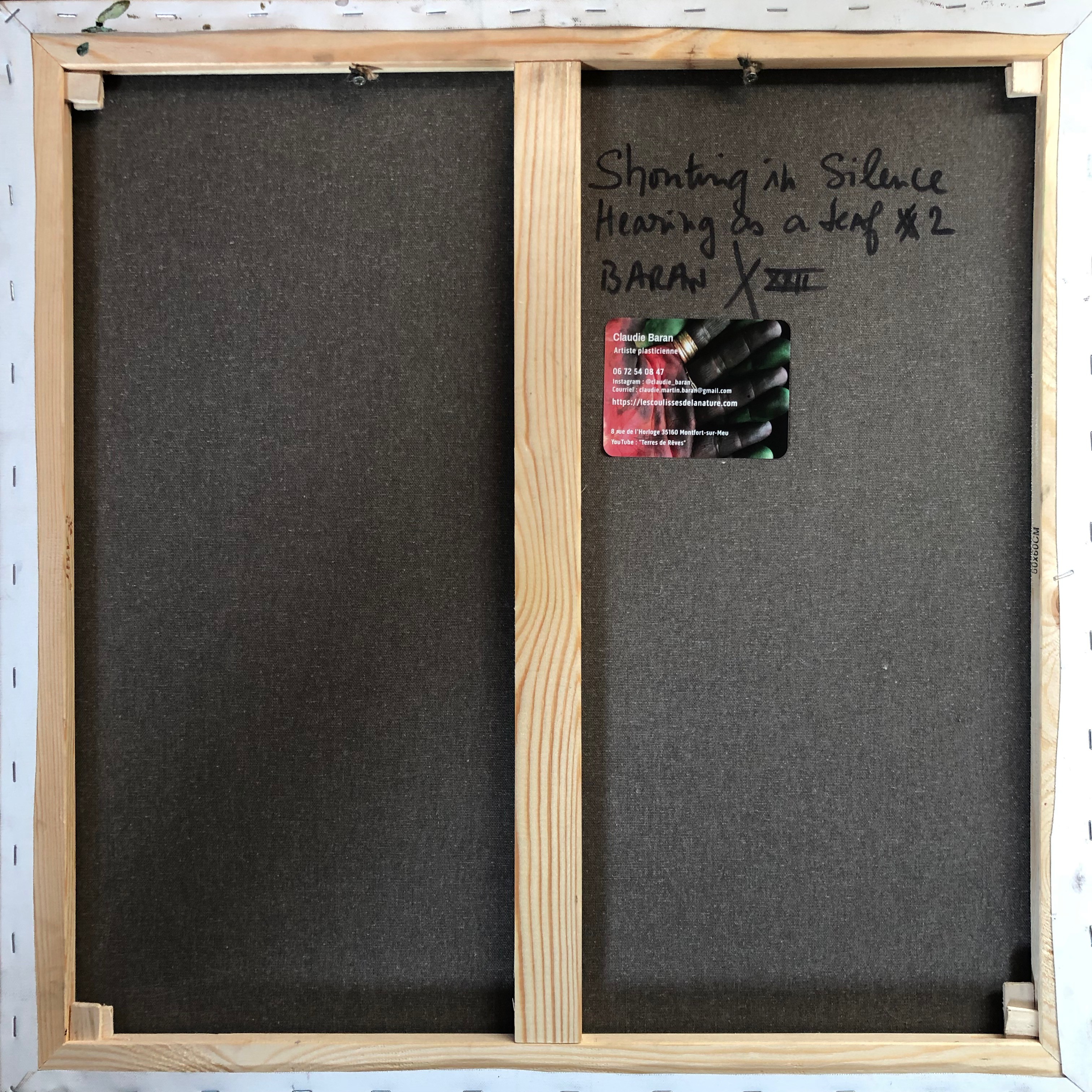 A monochromatic abstract painting featuring a fragmented chair and handwritten French text.