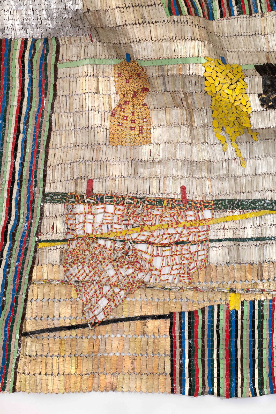 Artwork by El Anatsui, Drying Line, Made of Aluminium, copper wire and nylon string 