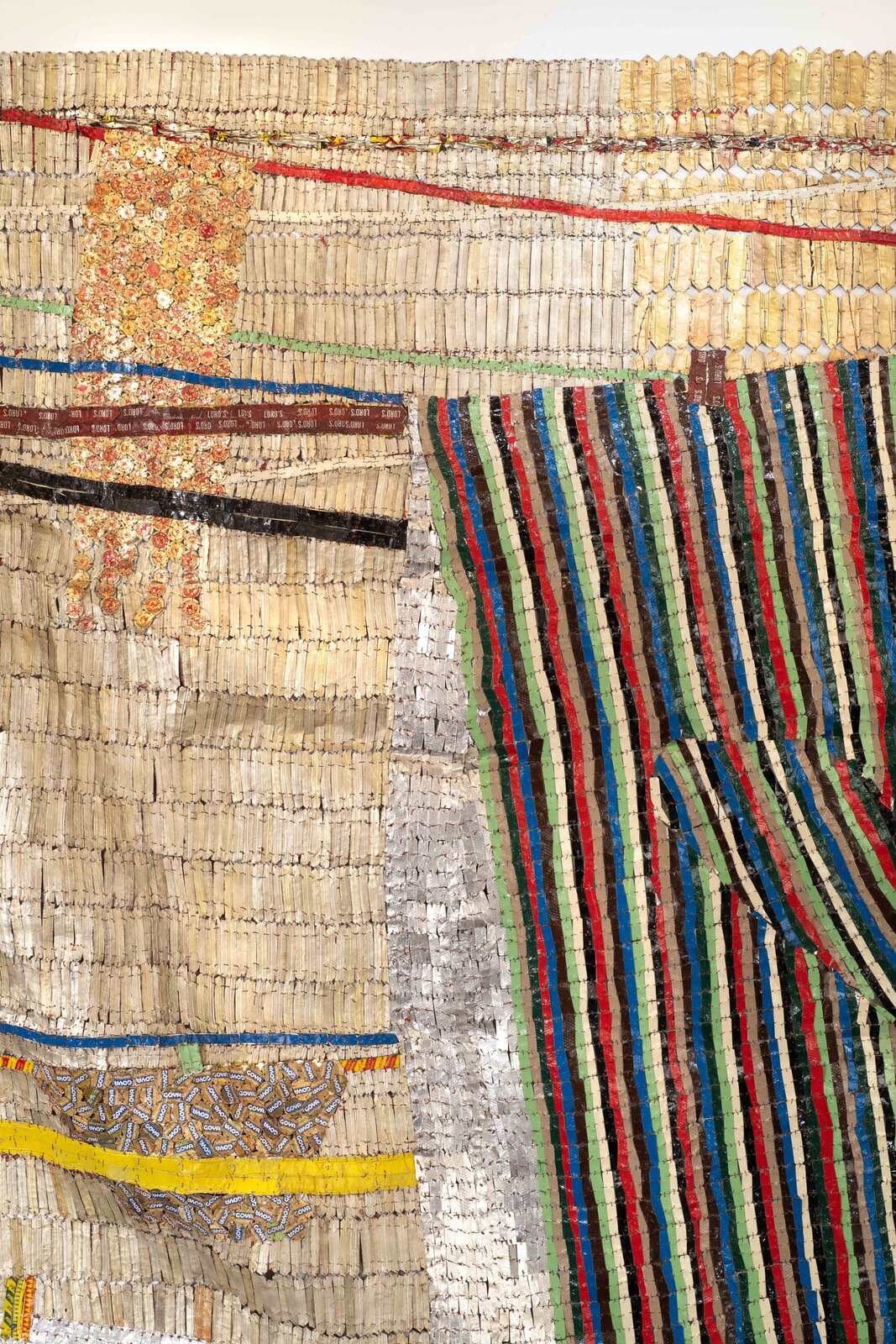 Artwork by El Anatsui, Drying Line, Made of Aluminium, copper wire and nylon string 