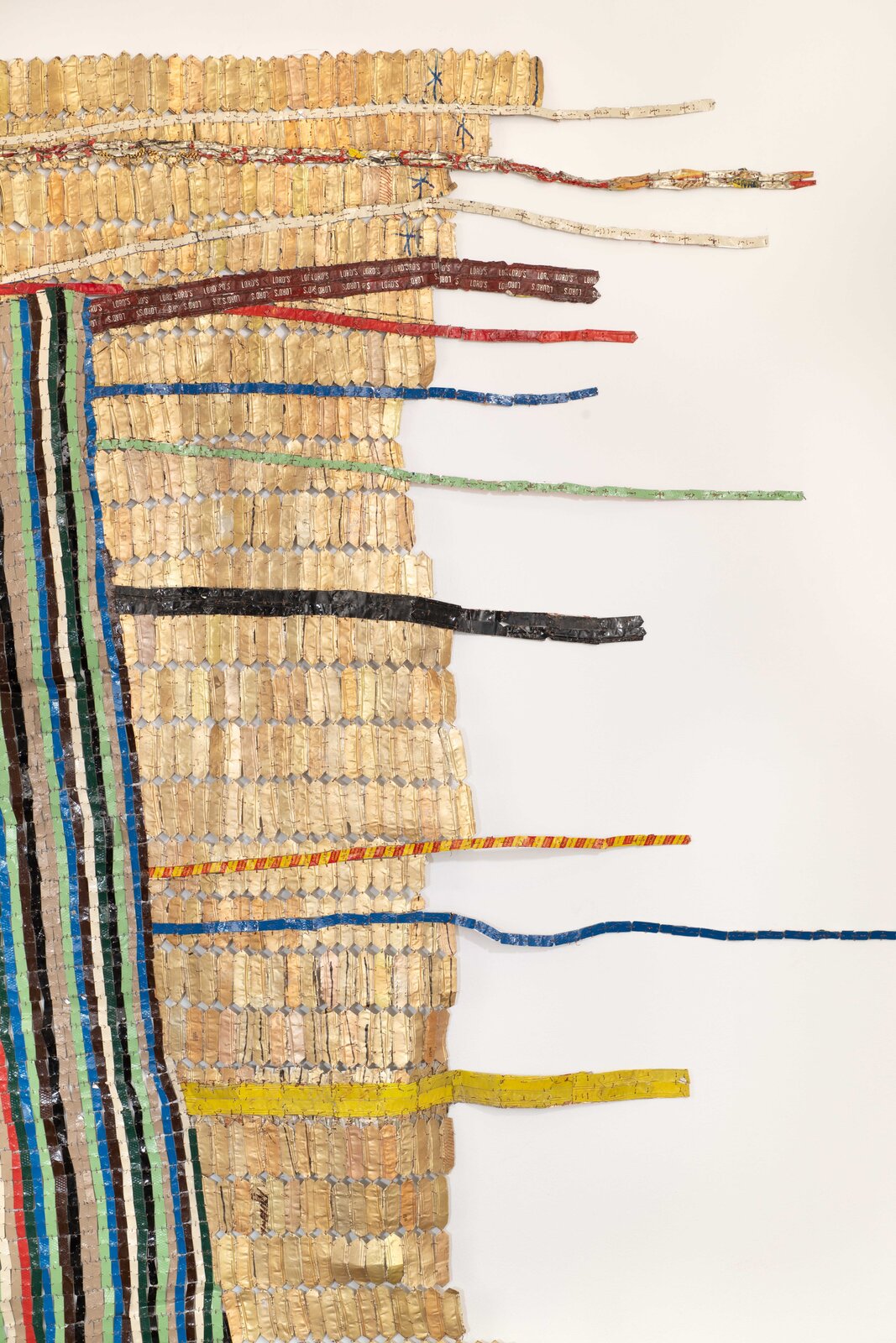 Artwork by El Anatsui, Drying Line, Made of Aluminium, copper wire and nylon string 