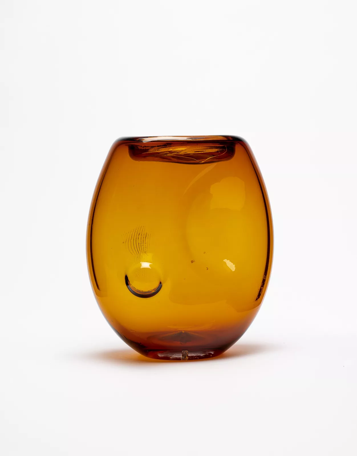 Artwork by Ivan Carmona Rosario, Caramelo, Made of Blown glass 