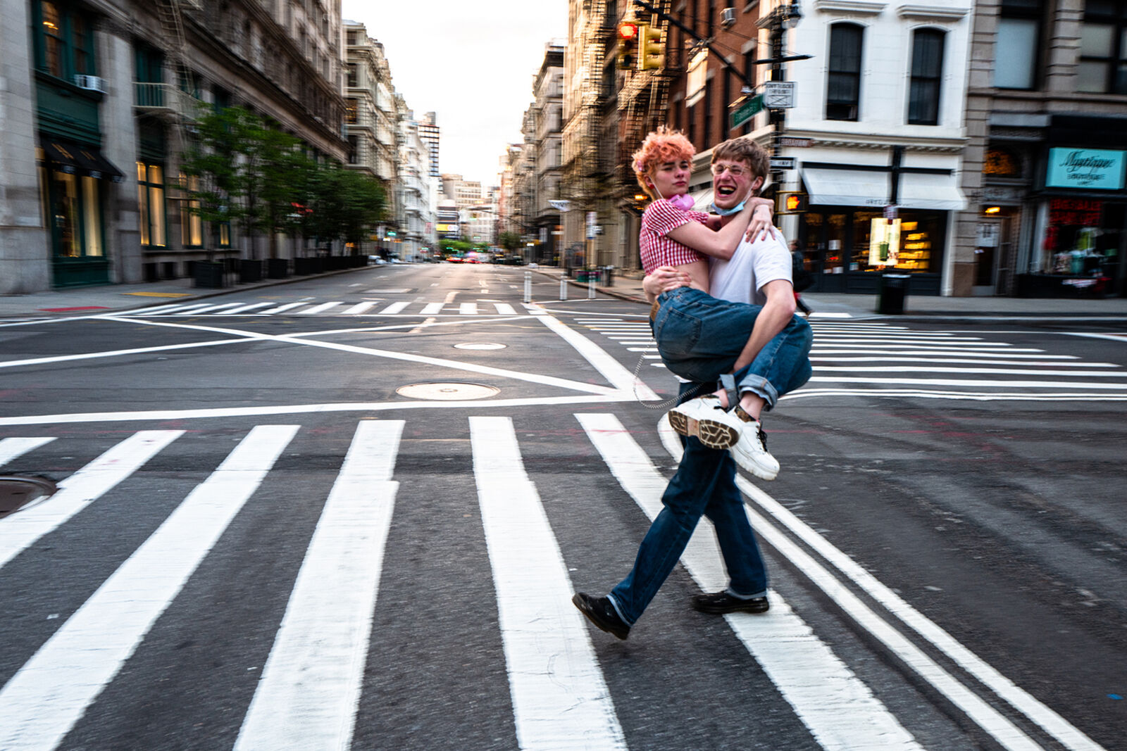 Covid 19- 2020-05-04-NY-Young Couple on Broadway by Jean-Luc Fievet, 2020