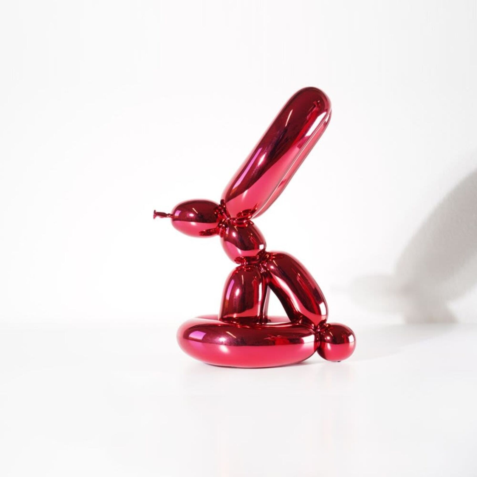 Balloon Rabbit (Red)