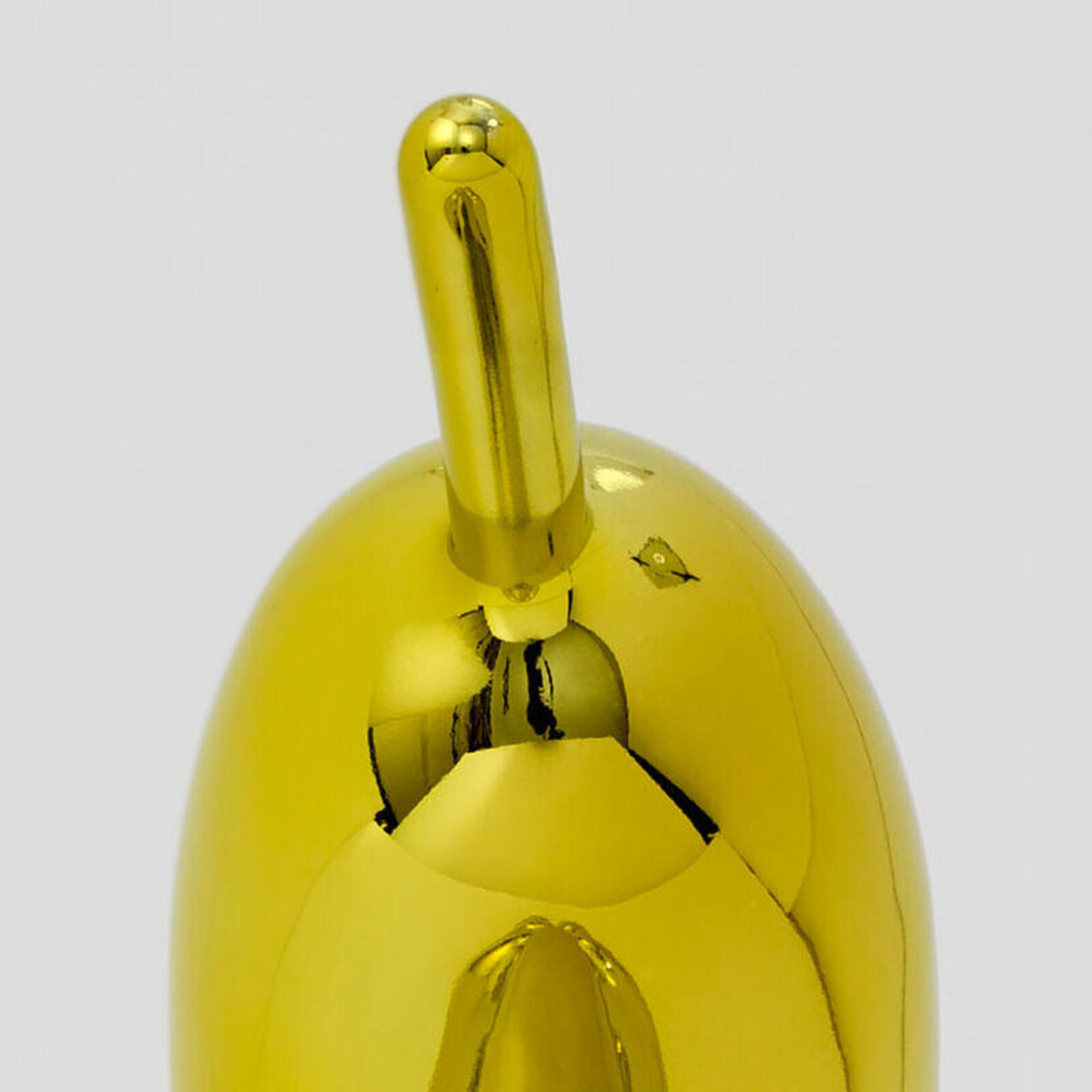 Artwork by Jeff Koons, Balloon Swan (Yellow), Made of French Limoges porcelain with chromatic coating 