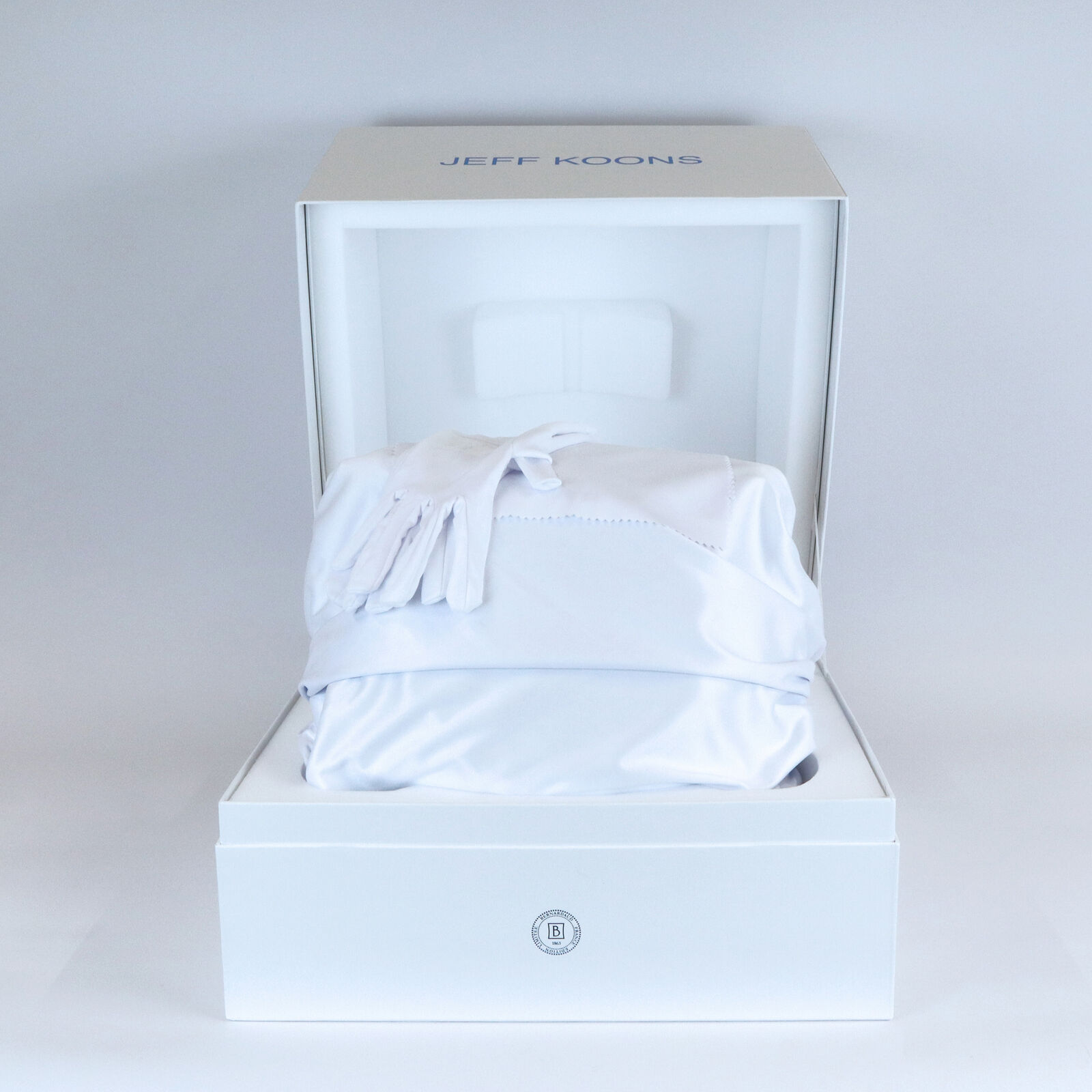 Artwork by Jeff Koons, Diamond (Blue), Made of Limoges porcelain with chromatic metalized coating 