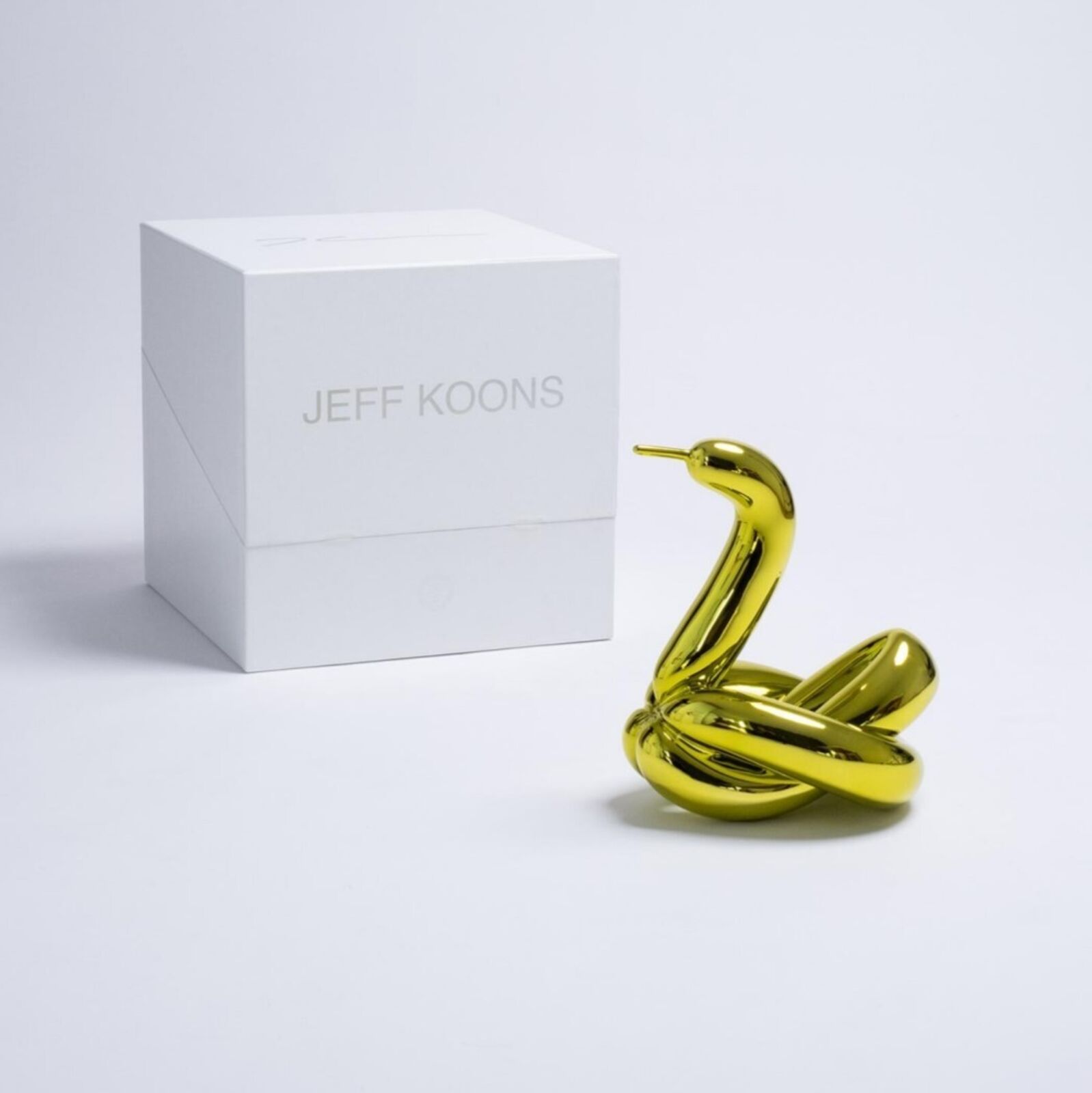 Artwork by Jeff Koons, Balloon Animals, Set I in matching edition numbers, Made of Limoges porcelain with chromatic coating 