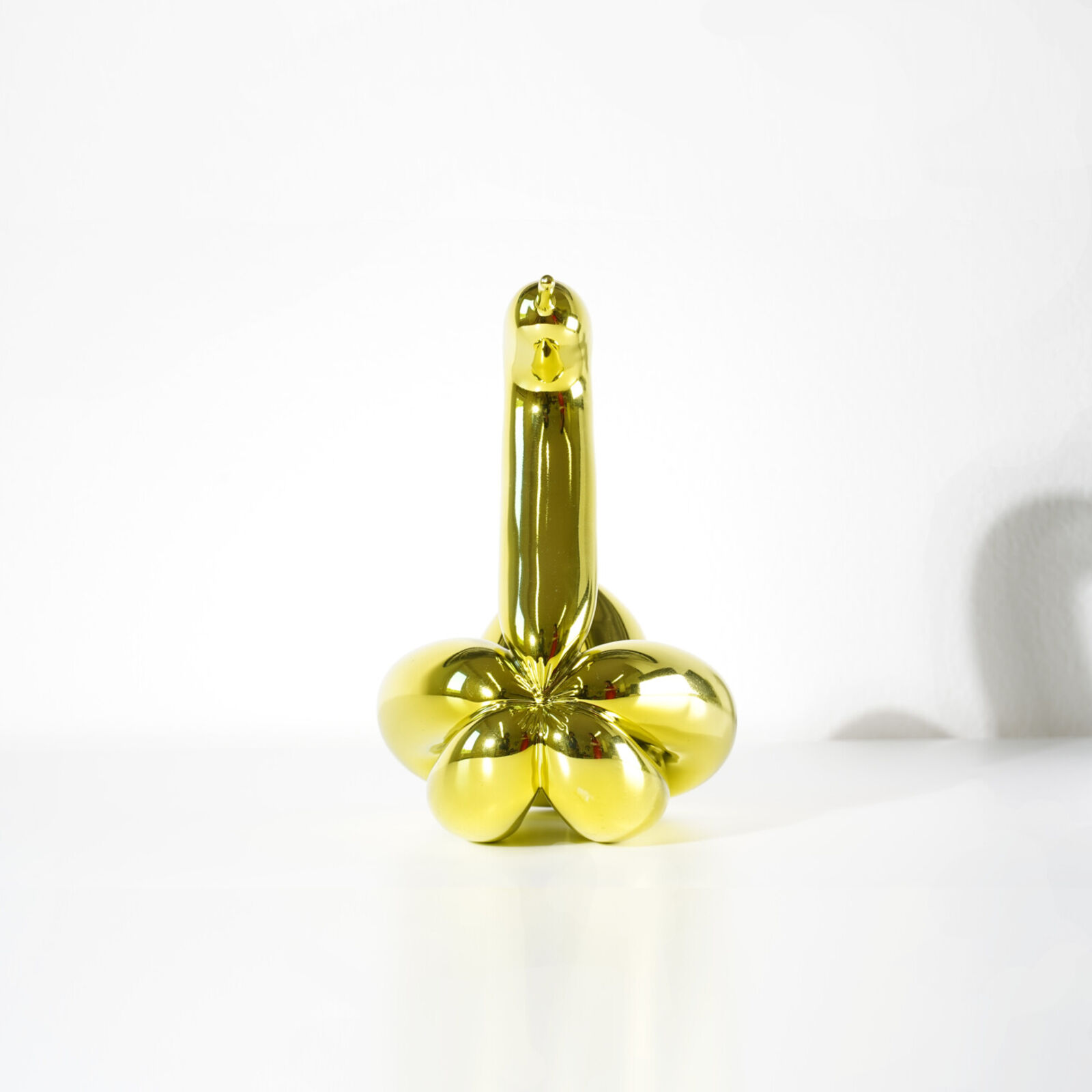 Artwork by Jeff Koons, Balloon Animals, Set I in matching edition numbers, Made of Limoges porcelain with chromatic coating 