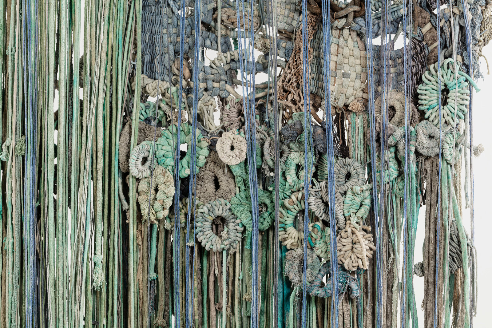 Artwork by Laura Lima, Charía, Made of Raw cotton threads dyed by natural pigments and wire 