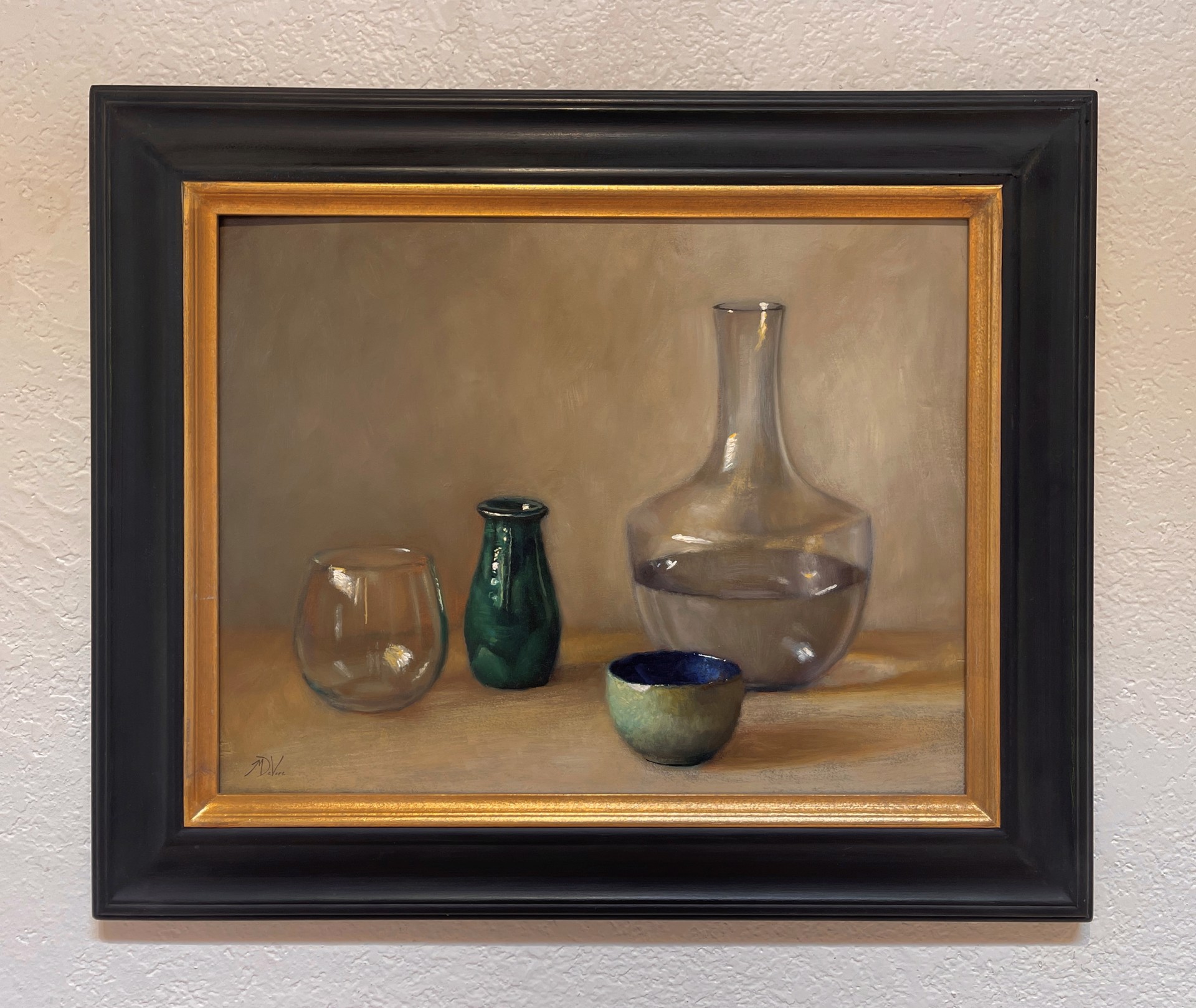 A painting of a vase, a bowl and a glass on a table.