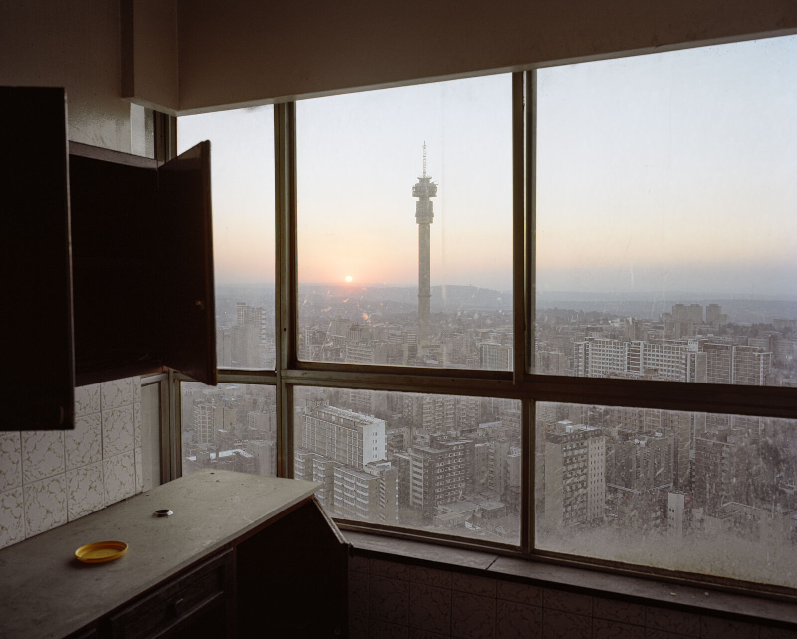 Sunset over Hillbrow, Ponte City
