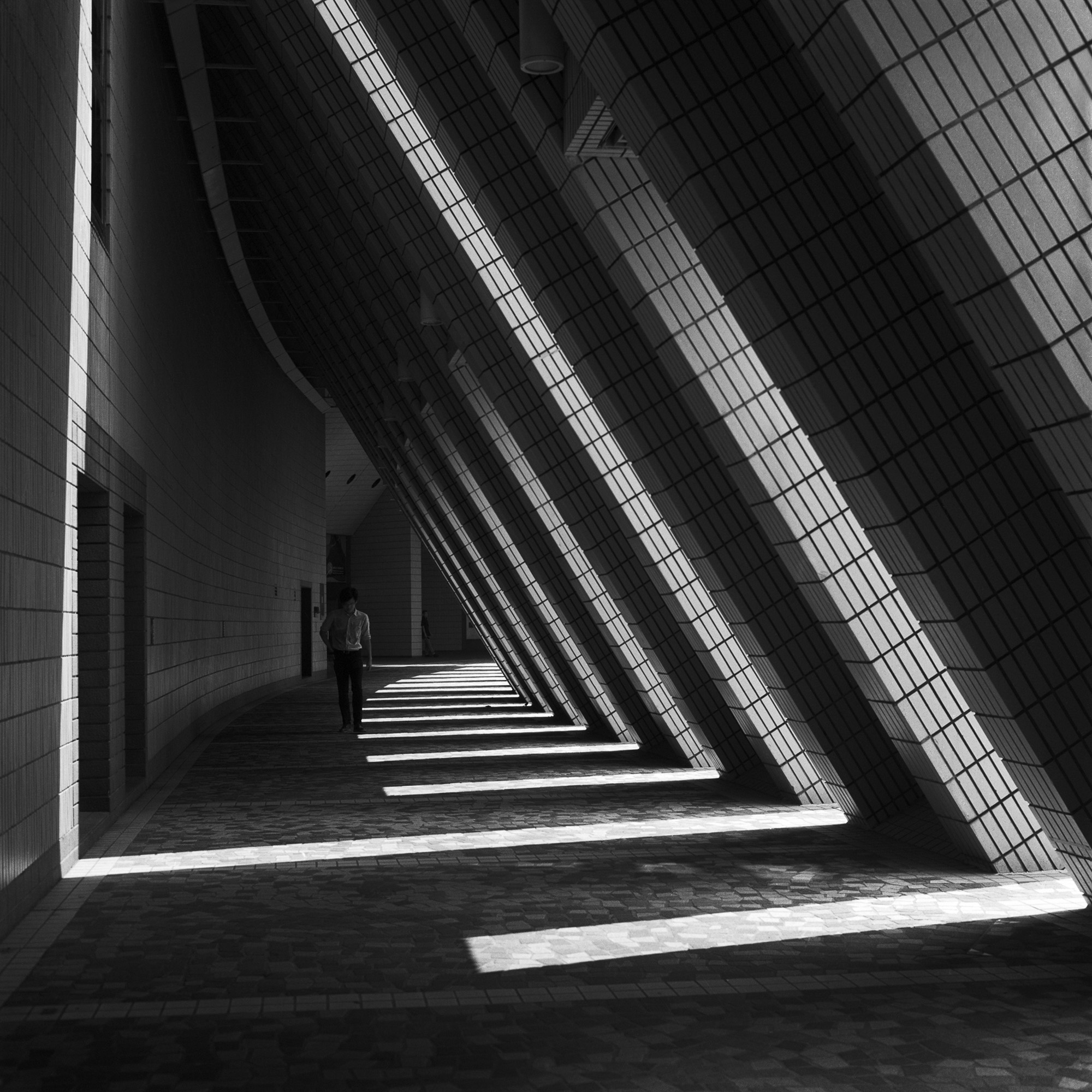 Triangle 1 – Hongkong by Noémie Baumann, 2015