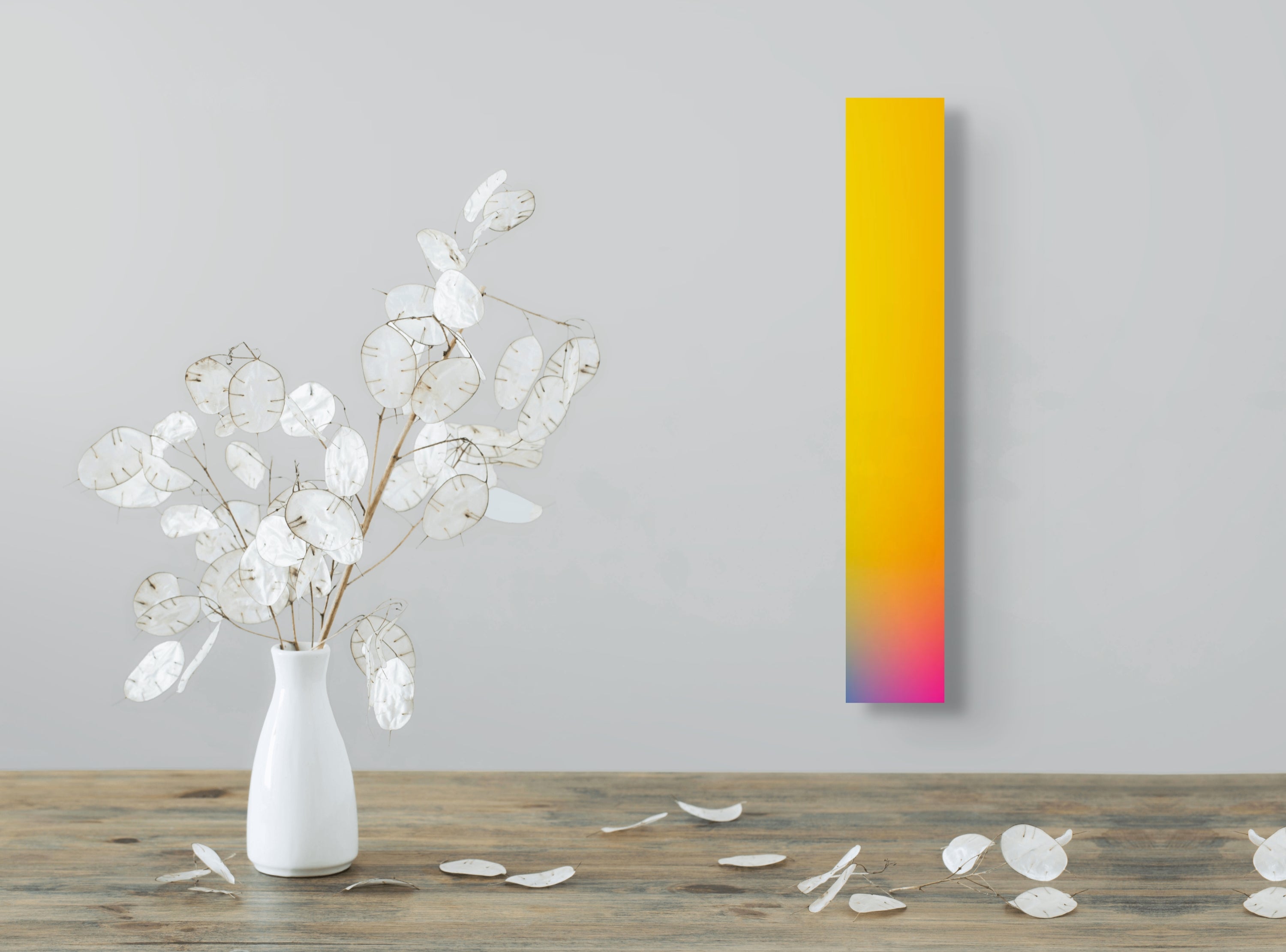 a yellow and pink vertical stripe on a white background