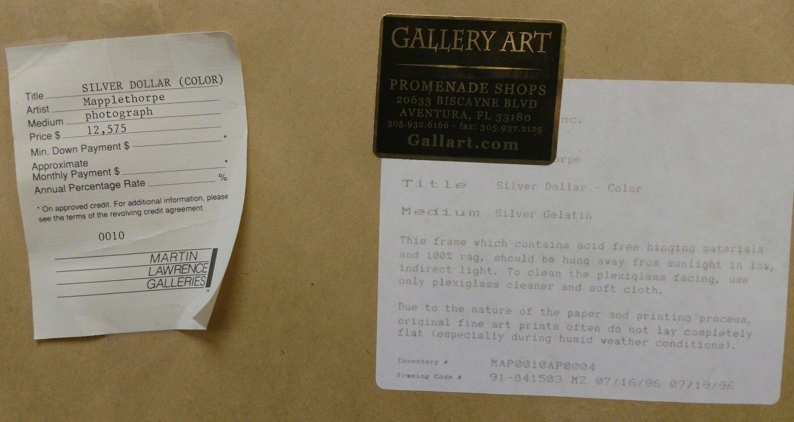 Artwork by Robert Mapplethorpe, SILVER DOLLAR (COLOR), Made of Gelatin Silver Print 