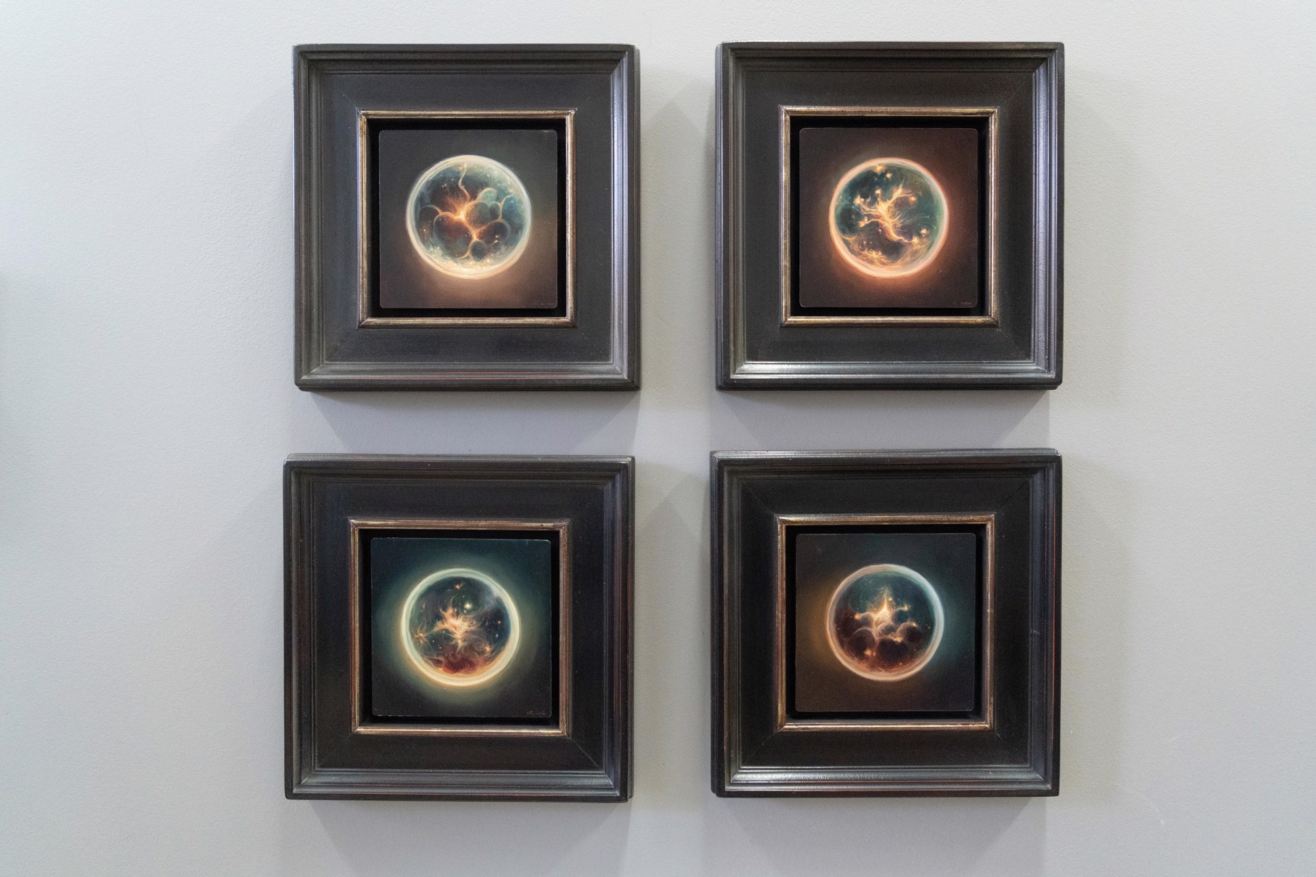 A painting of a heart in the middle of a circle.
