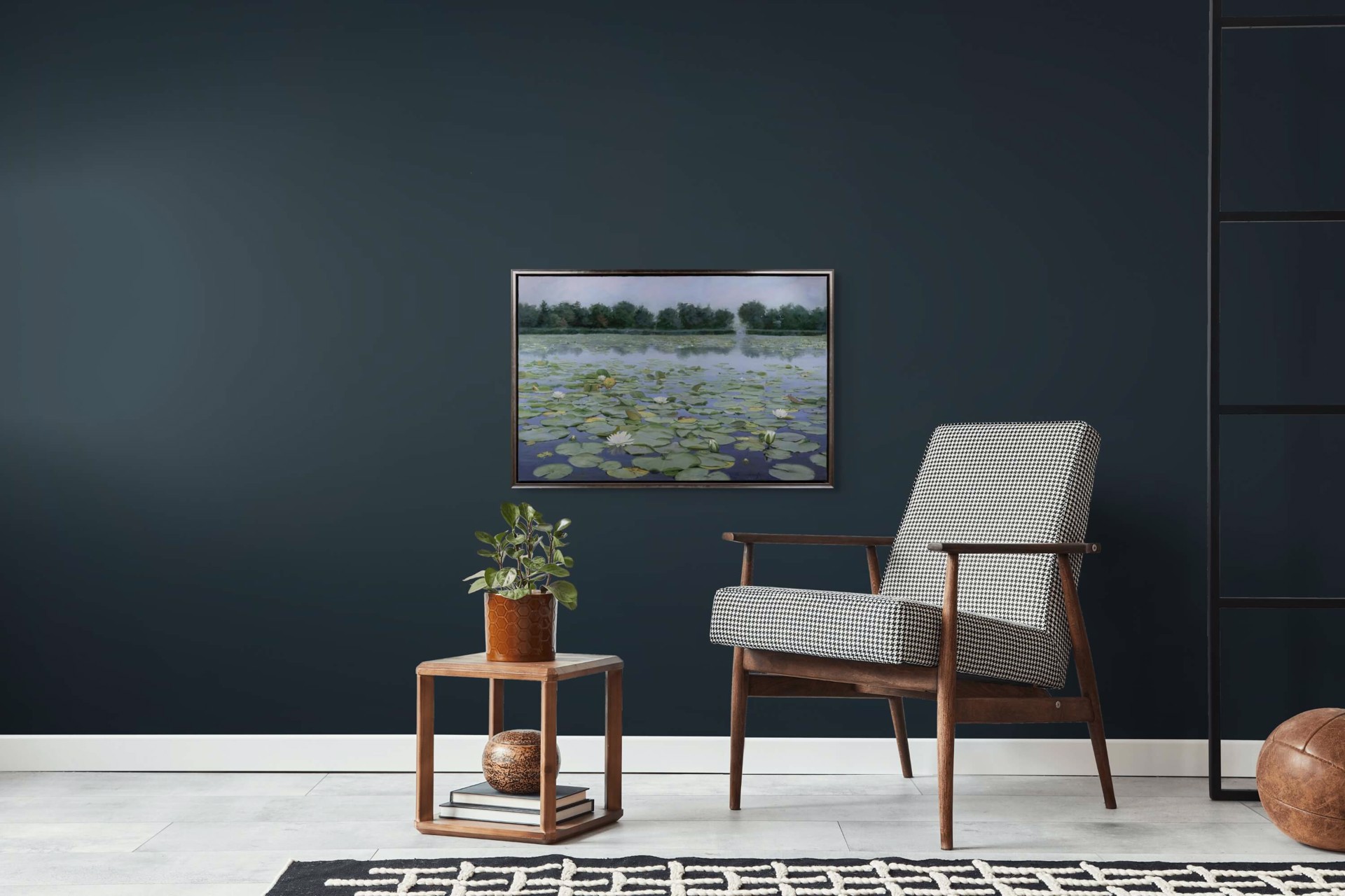 A painting of water lilies in a pond with a fountain in the background.