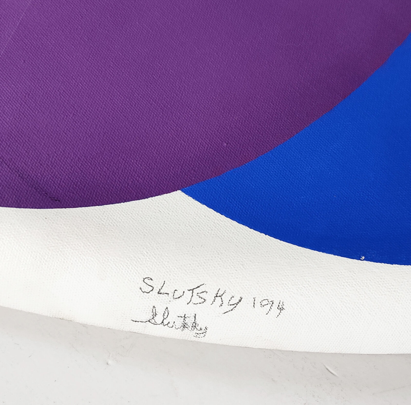 A circle of different colors of the same color on a white background.