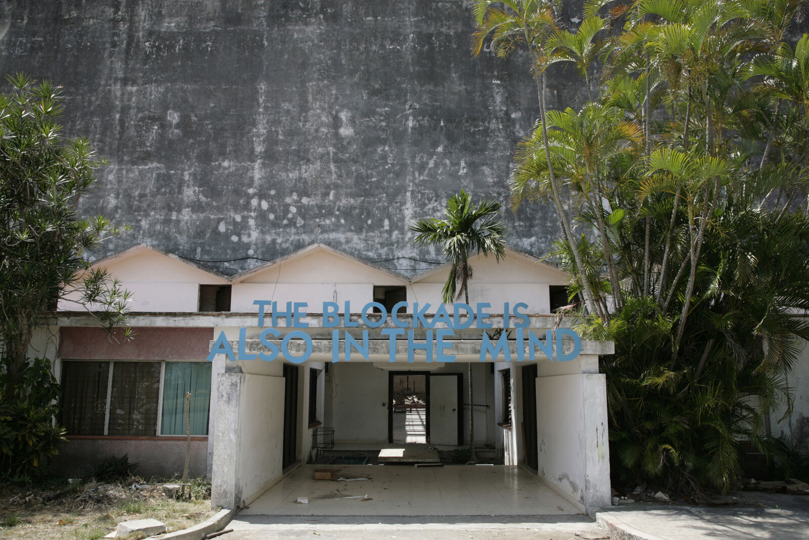 The blockade is also in the mind