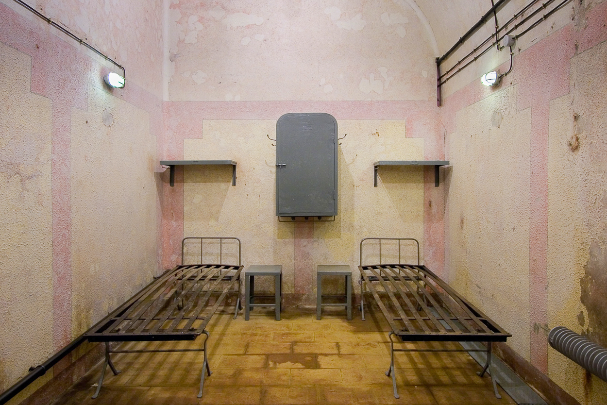Officer Quarters – Fort Michelsberg by Thomas Kemnitz, 2006