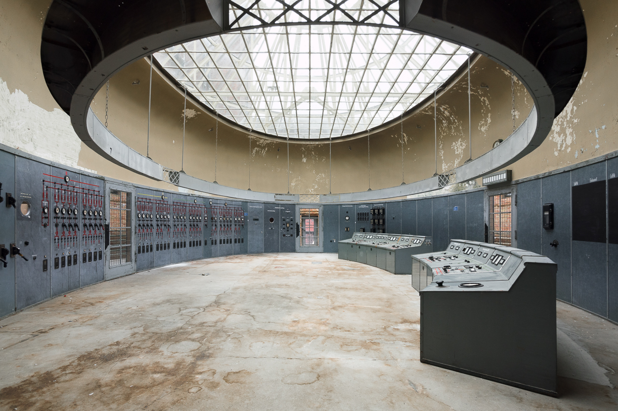 Control Room Substation Humboldt by Thomas Kemnitz, 2016